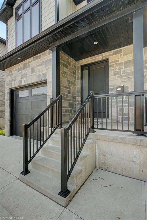 31 Fourth Avenue Property Photo 5