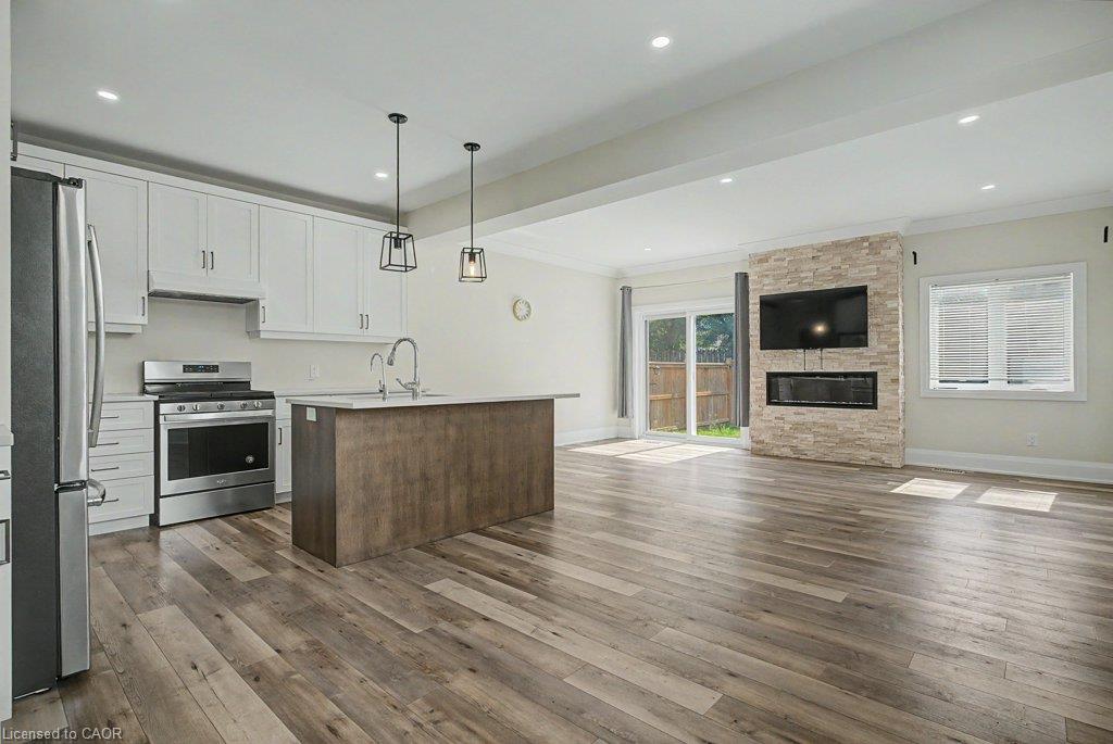 31 Fourth Avenue Property Photo 10