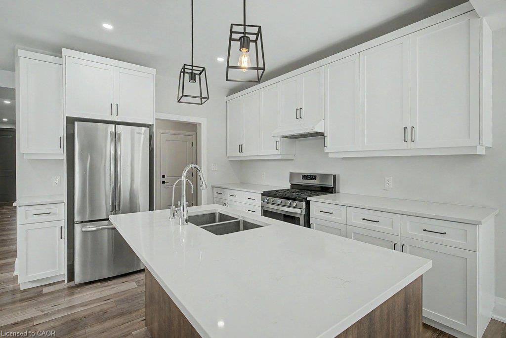 31 Fourth Avenue Property Photo 17