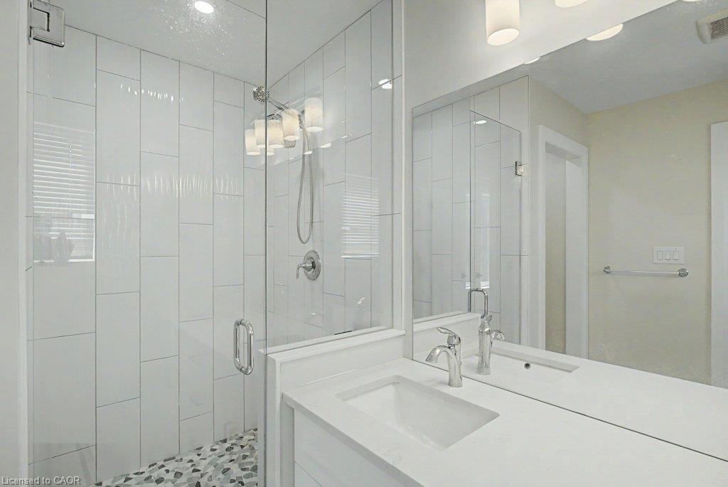 31 Fourth Avenue Property Photo 29