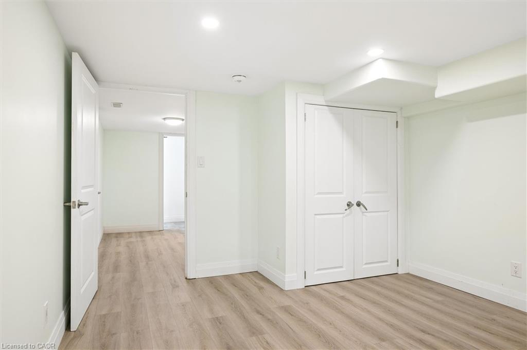 235 Guelph Street Property Photo 16