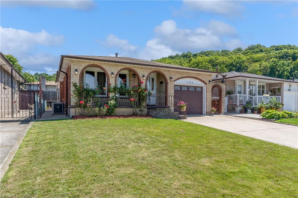 150 Marcella Crescent Property Photo 1