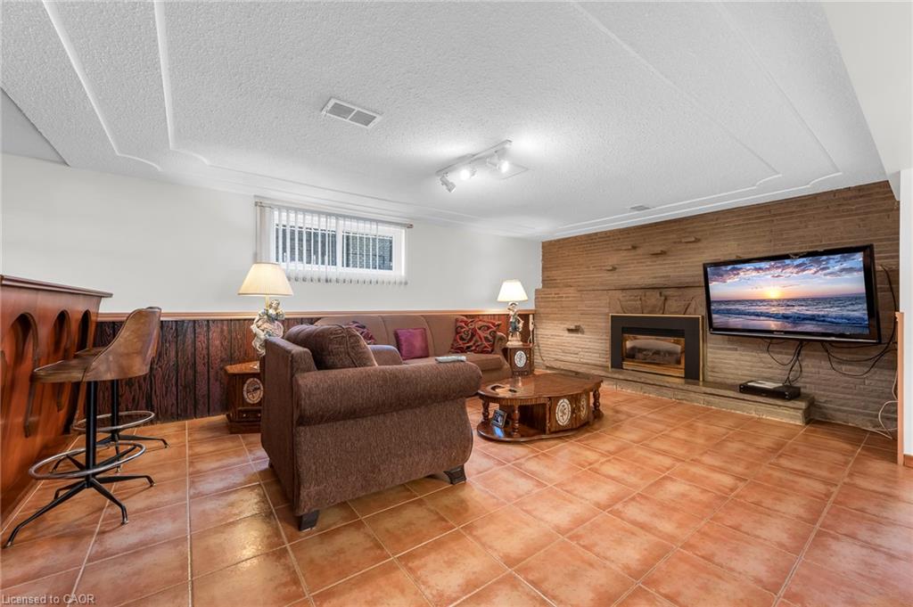 150 Marcella Crescent Property Photo 24