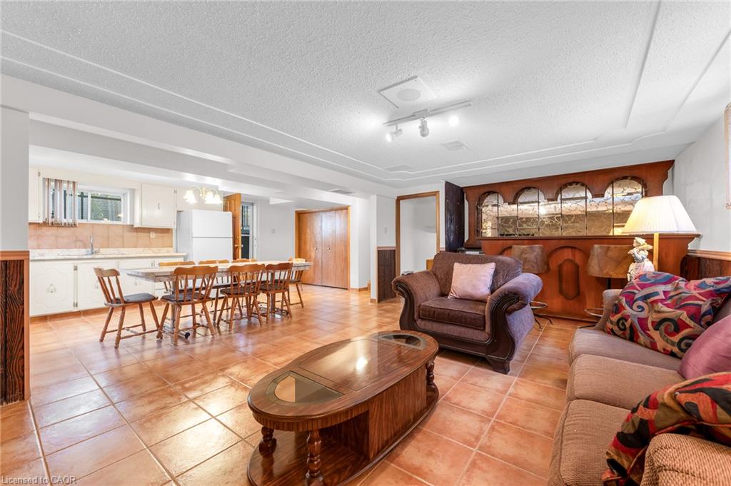 150 Marcella Crescent Property Photo 25
