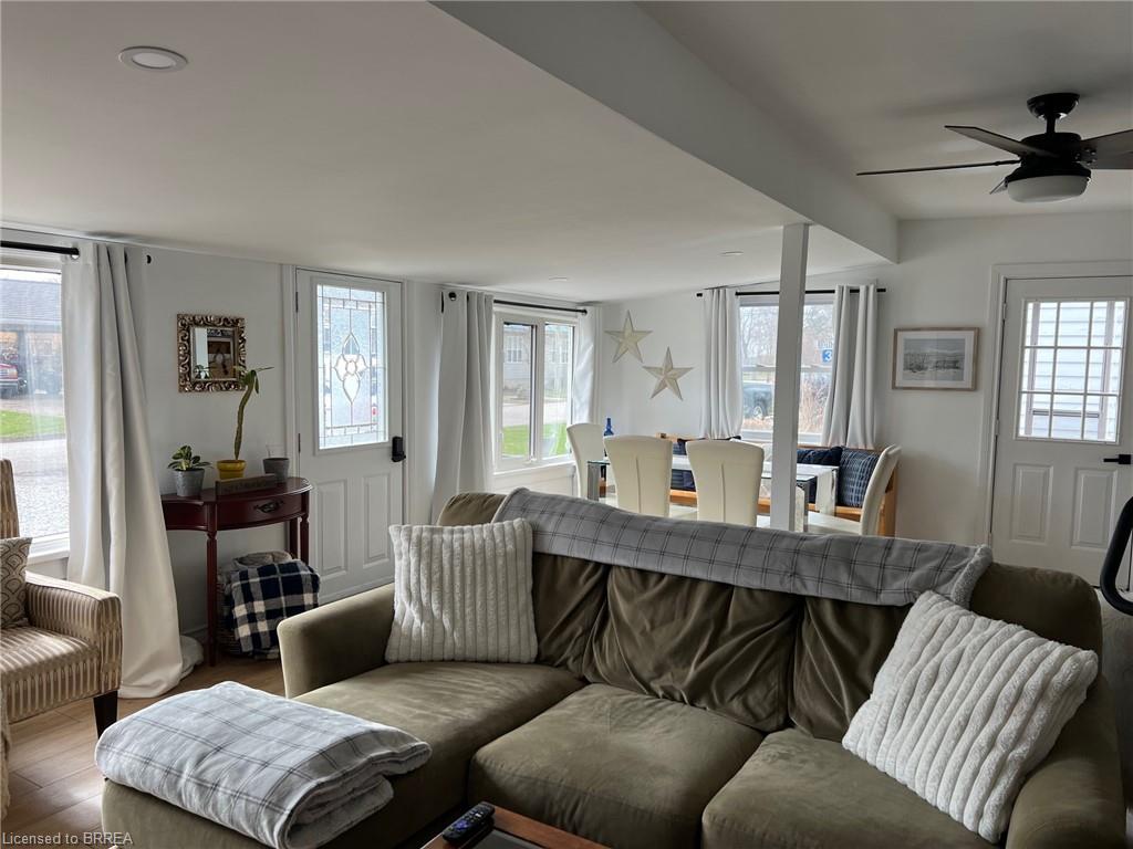 3185 Lindley Street Property Photo 11