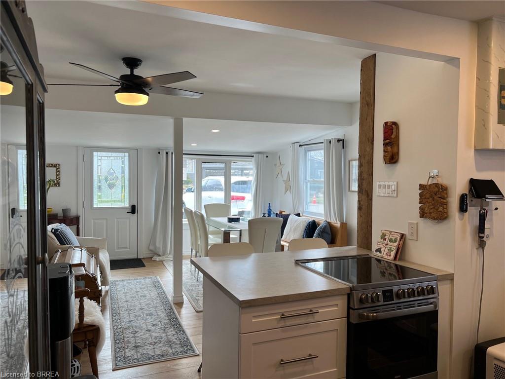 3185 Lindley Street Property Photo 12