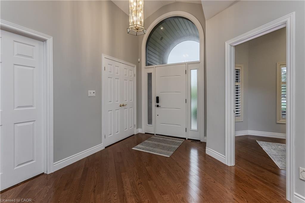 54 Waterwheel Crescent Property Photo 7