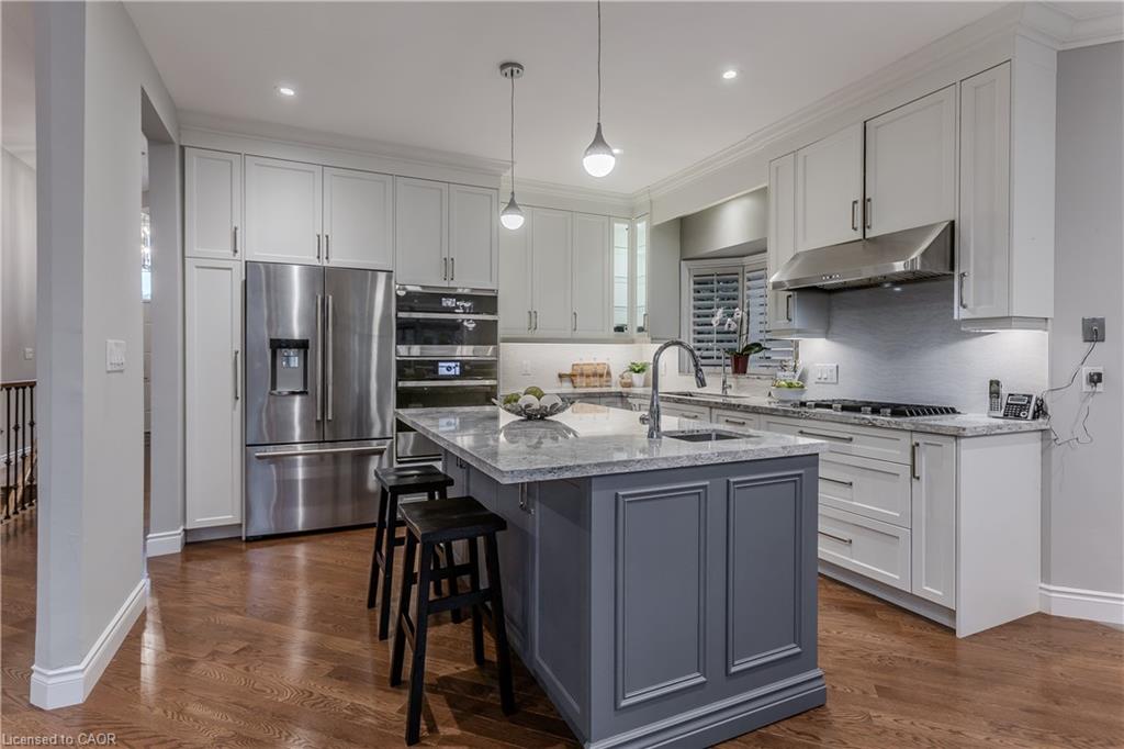 54 Waterwheel Crescent Property Photo 11