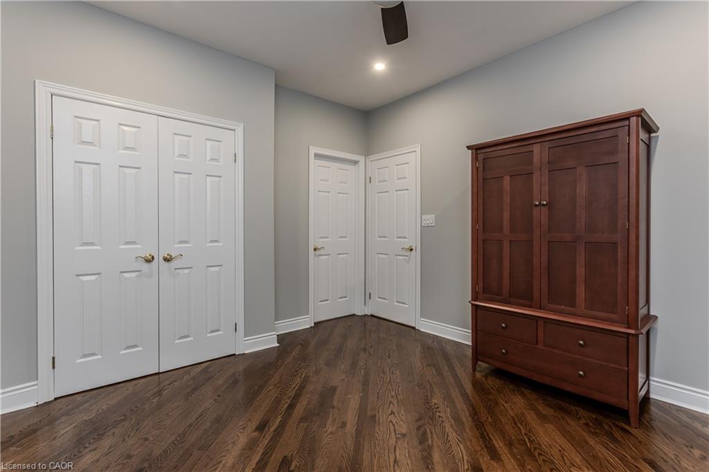 54 Waterwheel Crescent Property Photo 25