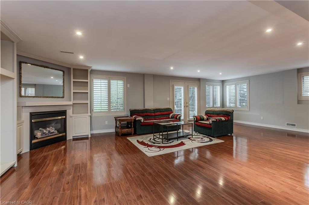 54 Waterwheel Crescent Property Photo 29