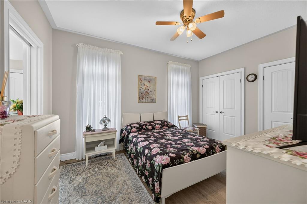 26 Stonebridge Place Property Photo 20