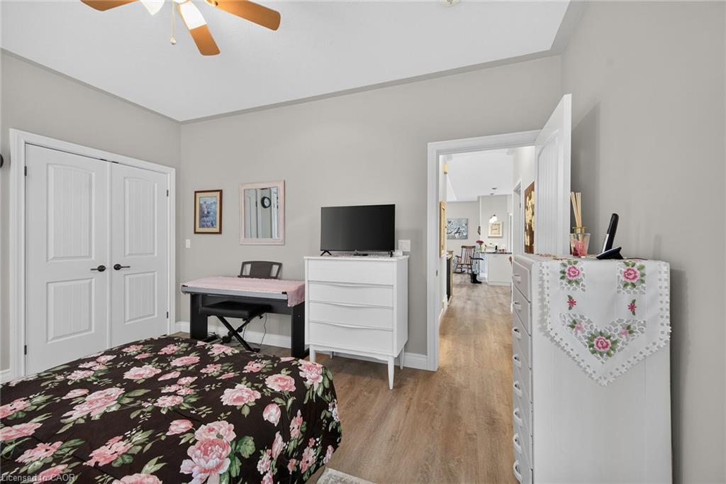 26 Stonebridge Place Property Photo 23