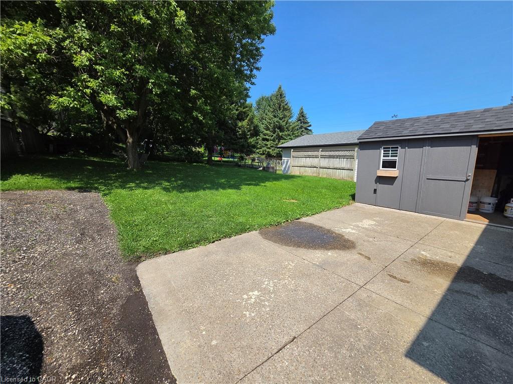 304 Mill Street Property Photo 3