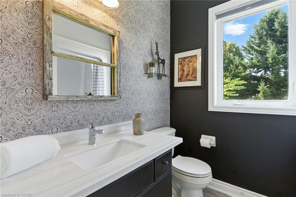 10 Featherstone Avenue Property Photo 19