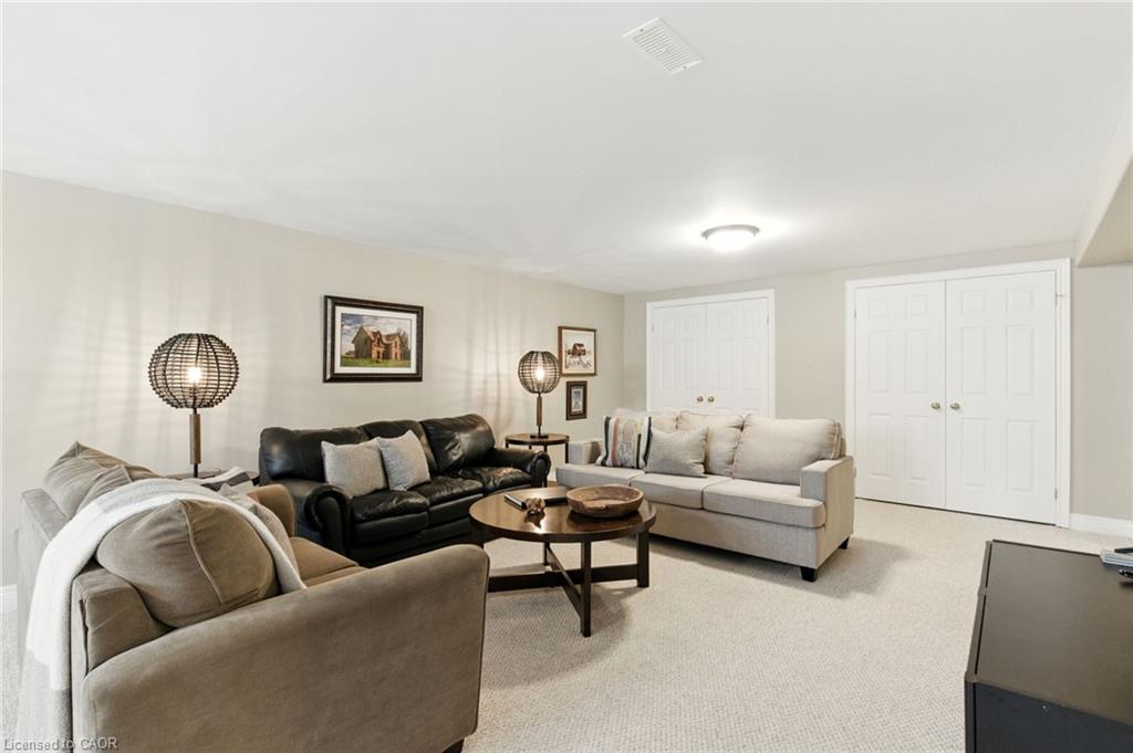 10 Featherstone Avenue Property Photo 29