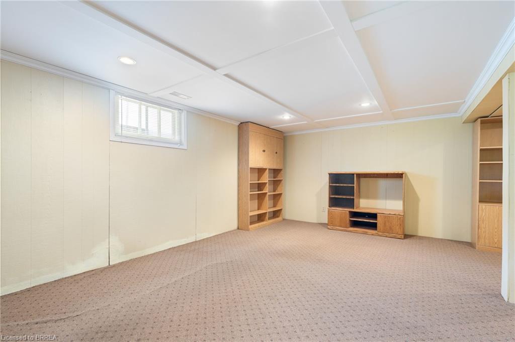 404 Grey Street Property Photo 19