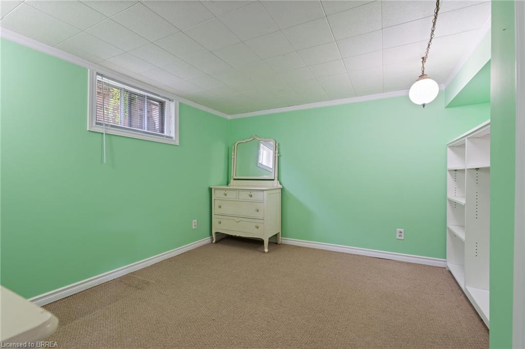 404 Grey Street Property Photo 24