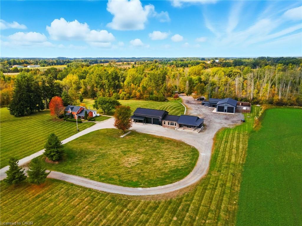 437 6th Concession Road E Property Photo 1