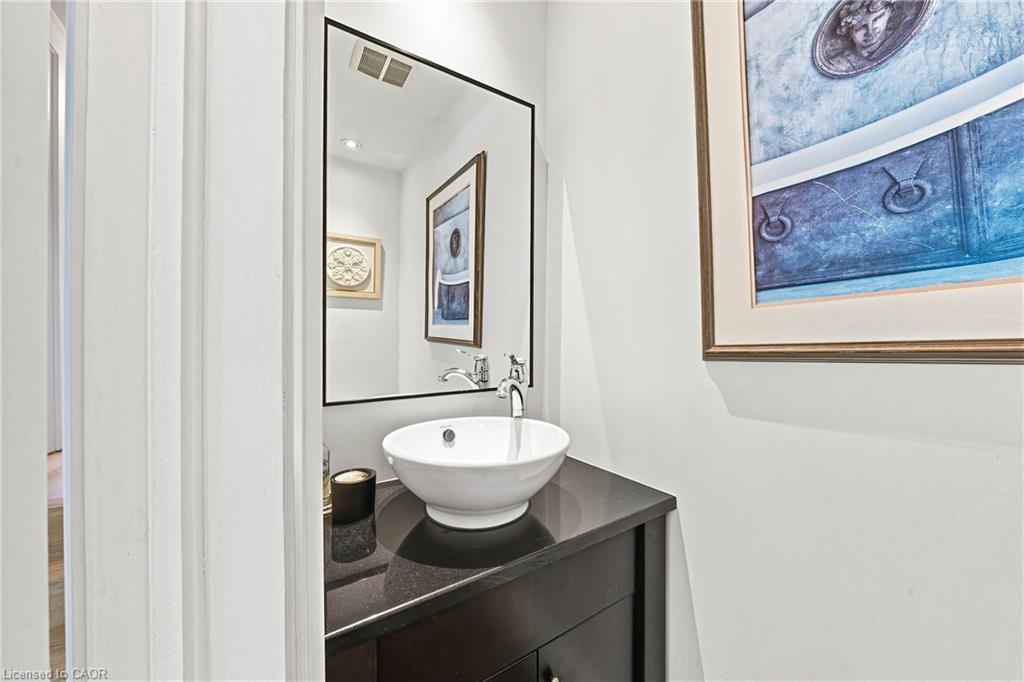 794 Falcon Boulevard Property Photo 20