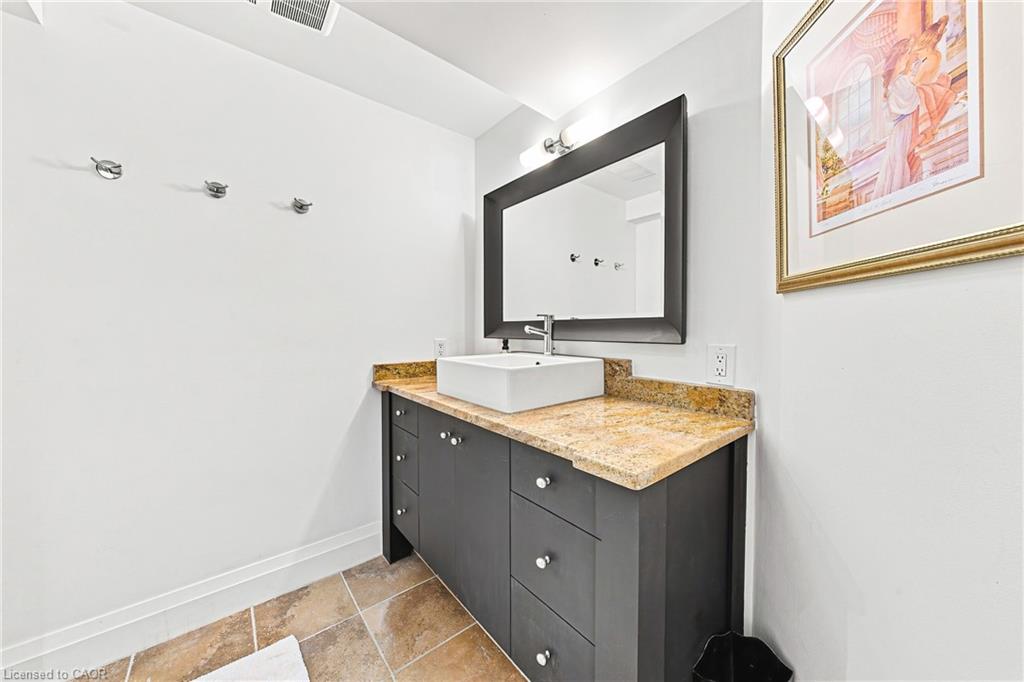 794 Falcon Boulevard Property Photo 31
