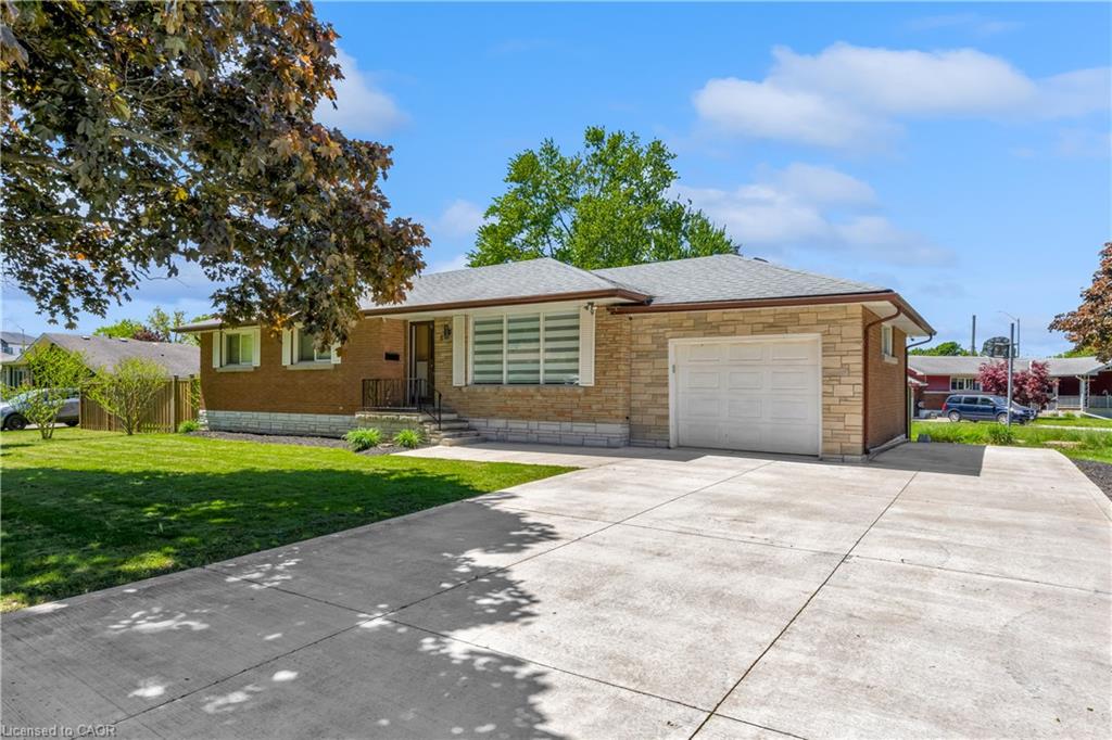 5 Armour Drive Property Photo 1