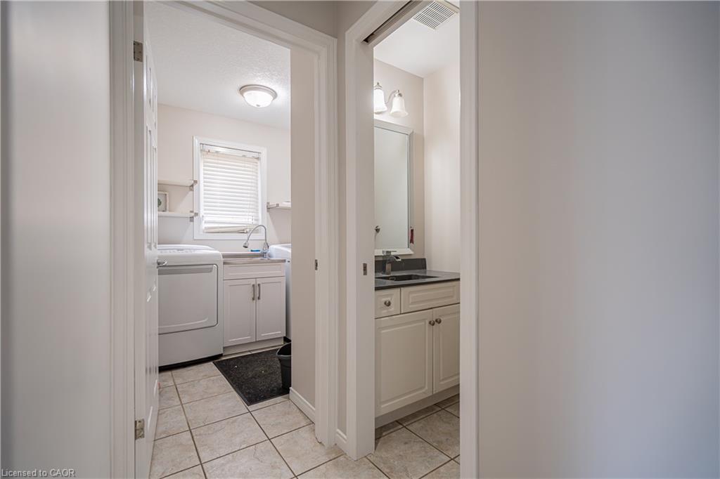 236 Summerfield Drive Property Photo 6