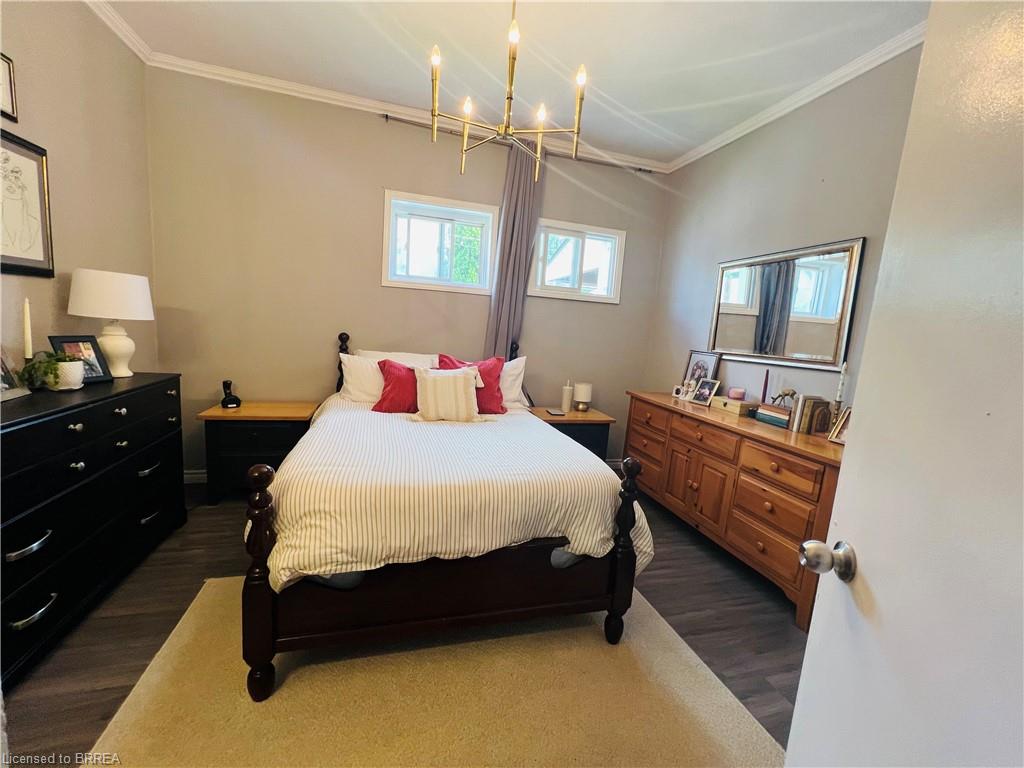 25 Huron Street Property Photo 7