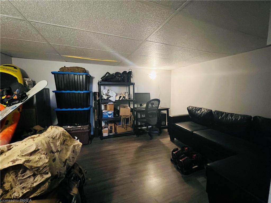 25 Huron Street Property Photo 15