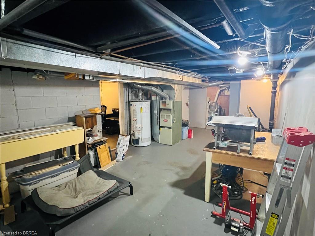 25 Huron Street Property Photo 16