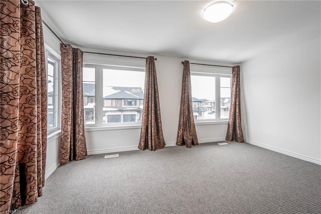 3981 Crown Street Property Photo 8