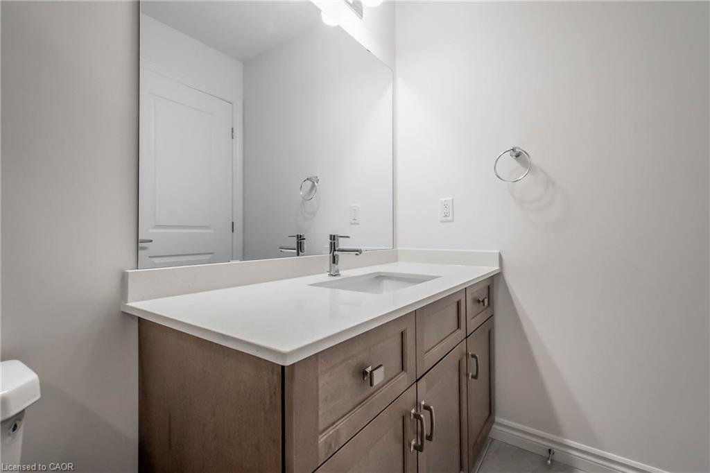 3981 Crown Street Property Photo 11
