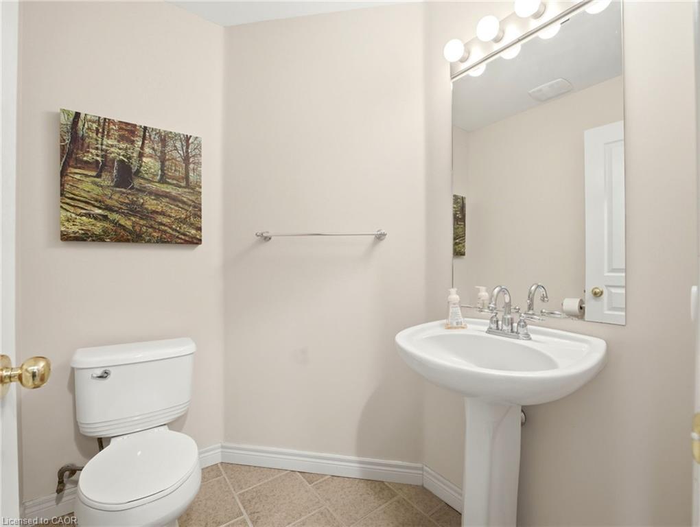 98 Willow Lane Property Photo 15