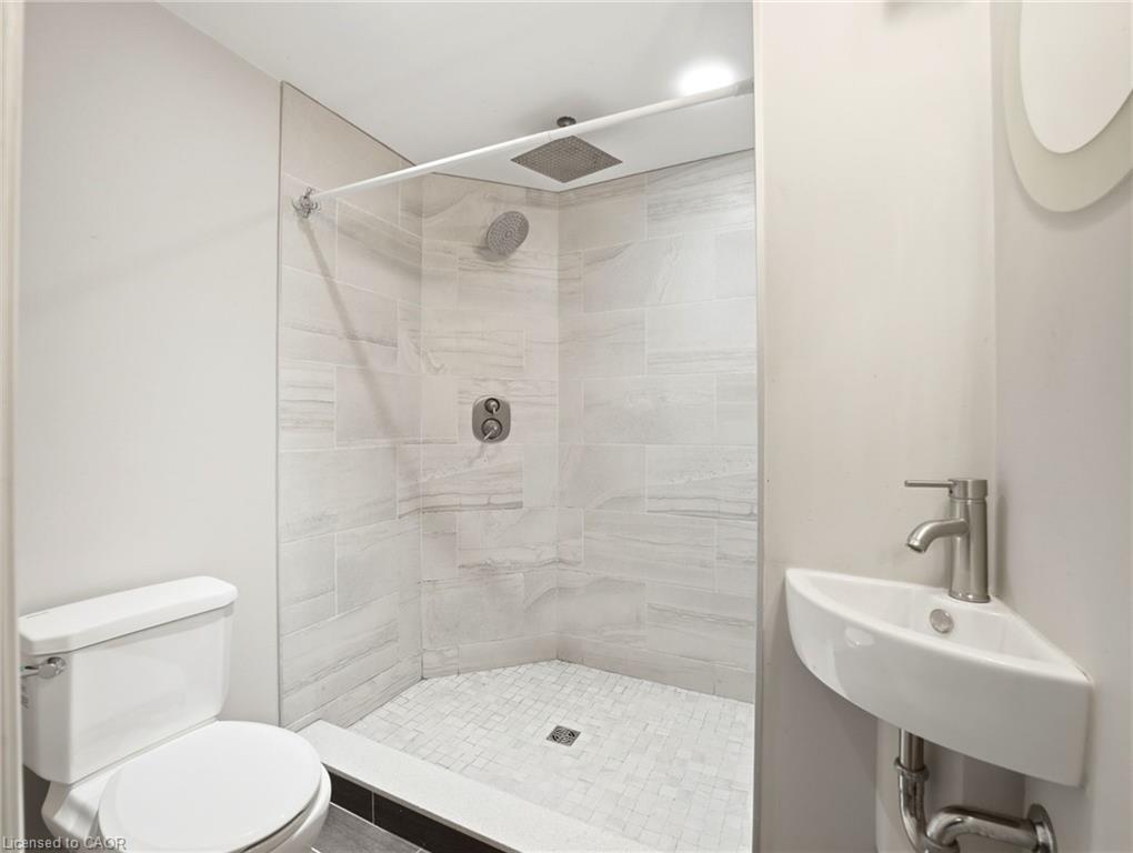 98 Willow Lane Property Photo 33