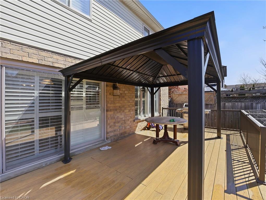 98 Willow Lane Property Photo 35