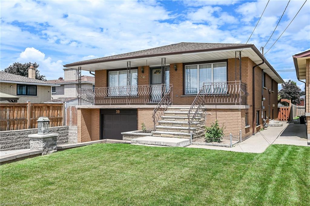 39 Algonquin Court Property Photo 2