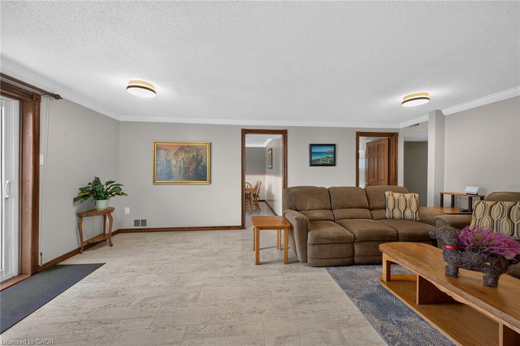 39 Algonquin Court Property Photo 32