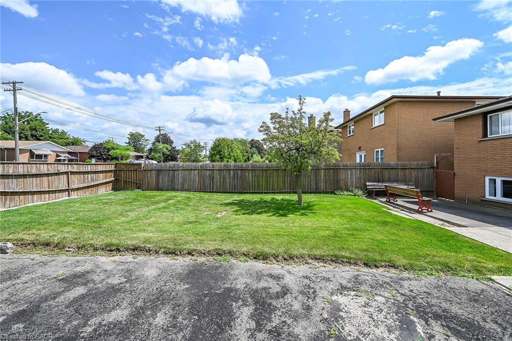 39 Algonquin Court Property Photo 47
