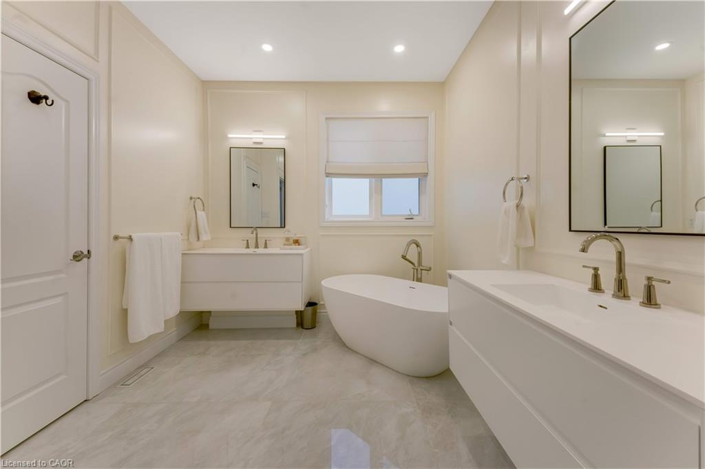 213 Edgewater Crescent Property Photo 25