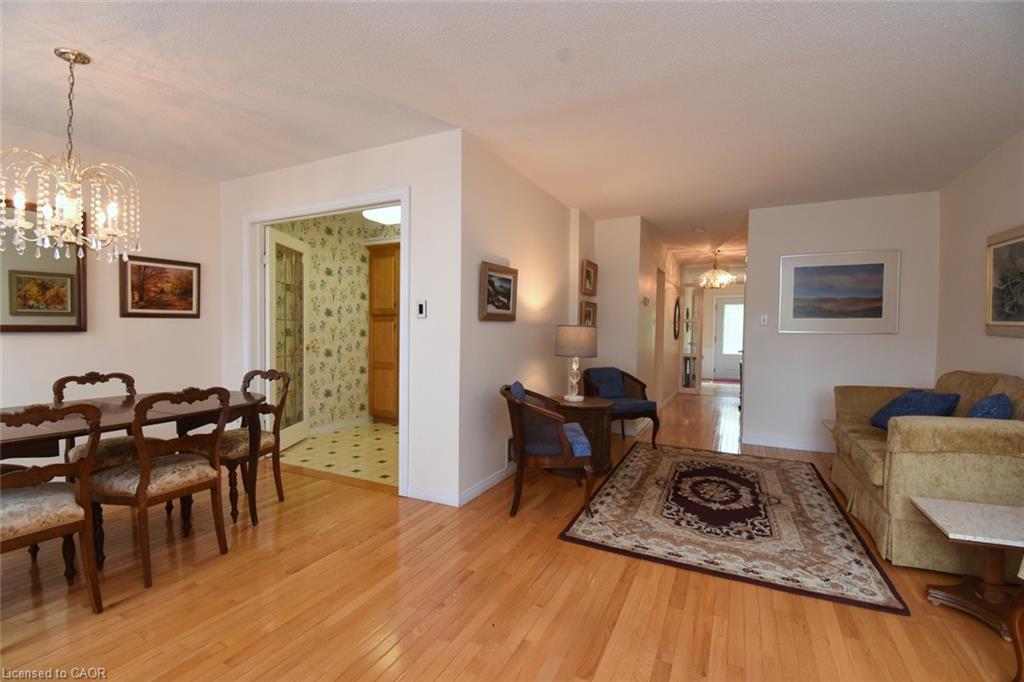 102-4165 Fieldgate Drive Property Photo 14