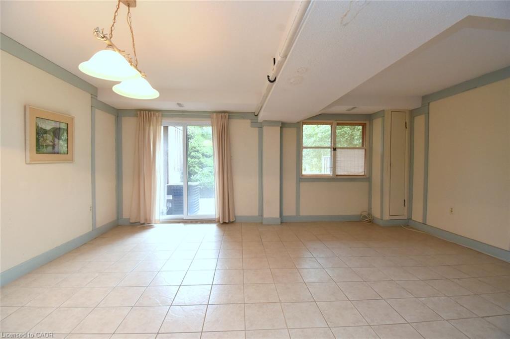 102-4165 Fieldgate Drive Property Photo 19