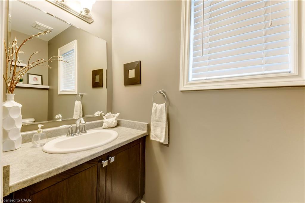143 Riehm Street Property Photo 4