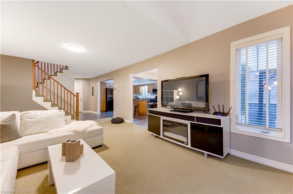 143 Riehm Street Property Photo 8