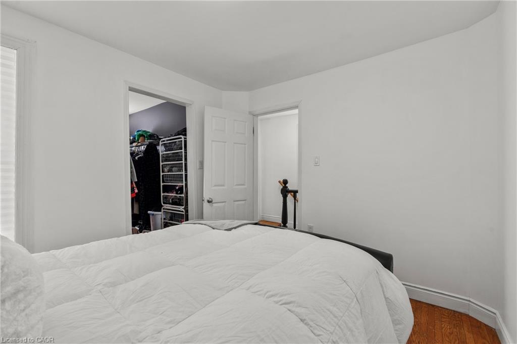 192 Wood Street E Property Photo 24