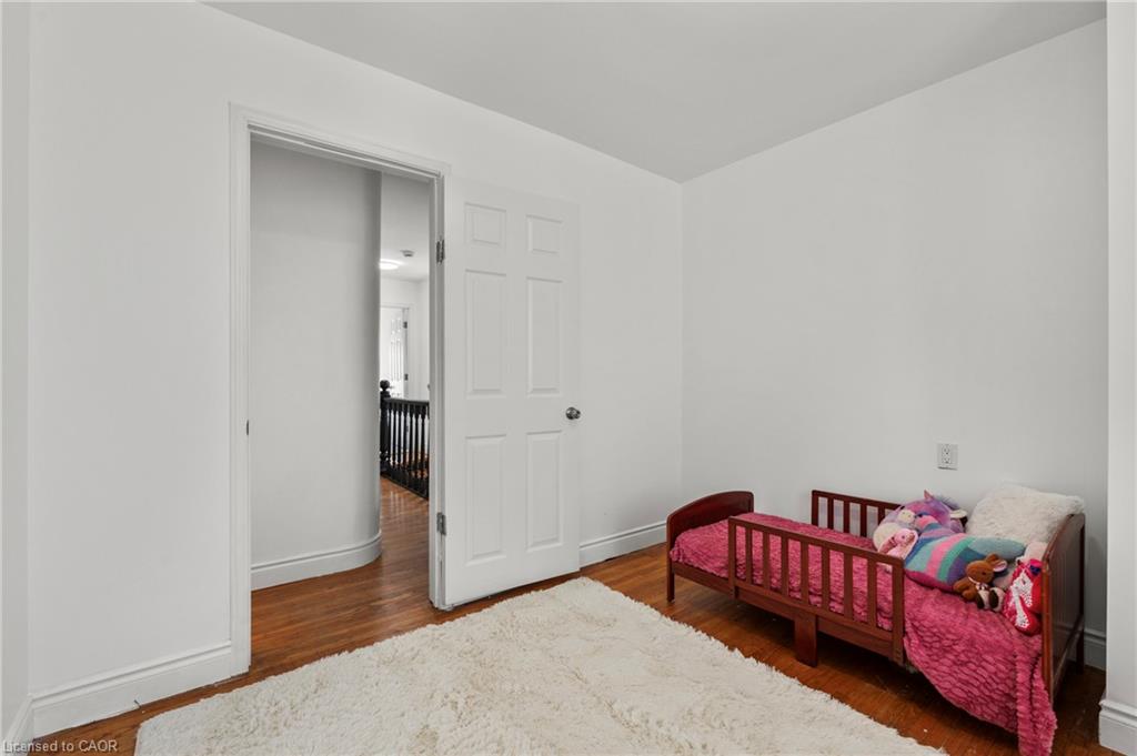 192 Wood Street E Property Photo 27