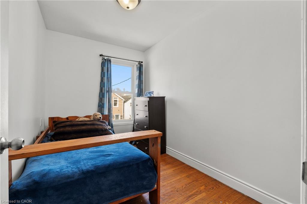 192 Wood Street E Property Photo 28