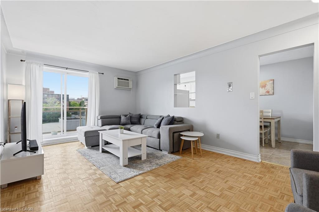 403-87 St George Street Property Photo 1