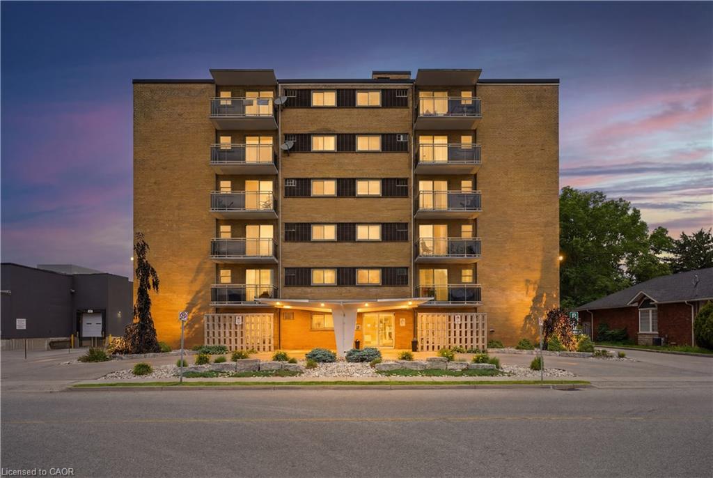 403-87 St George Street Property Photo 1