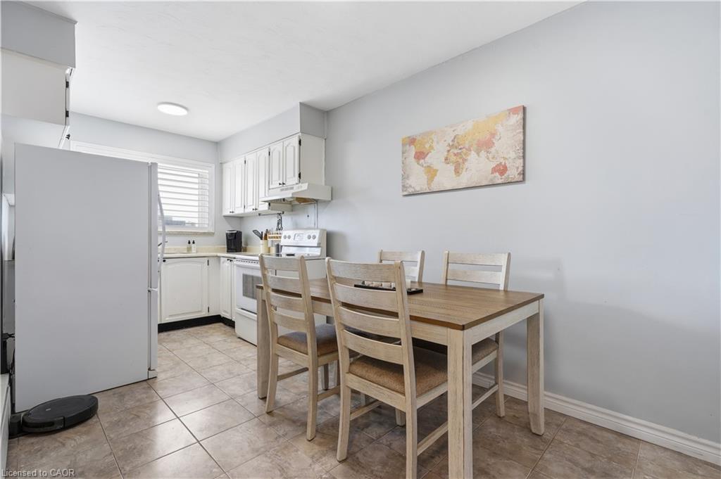 403-87 St George Street Property Photo 6