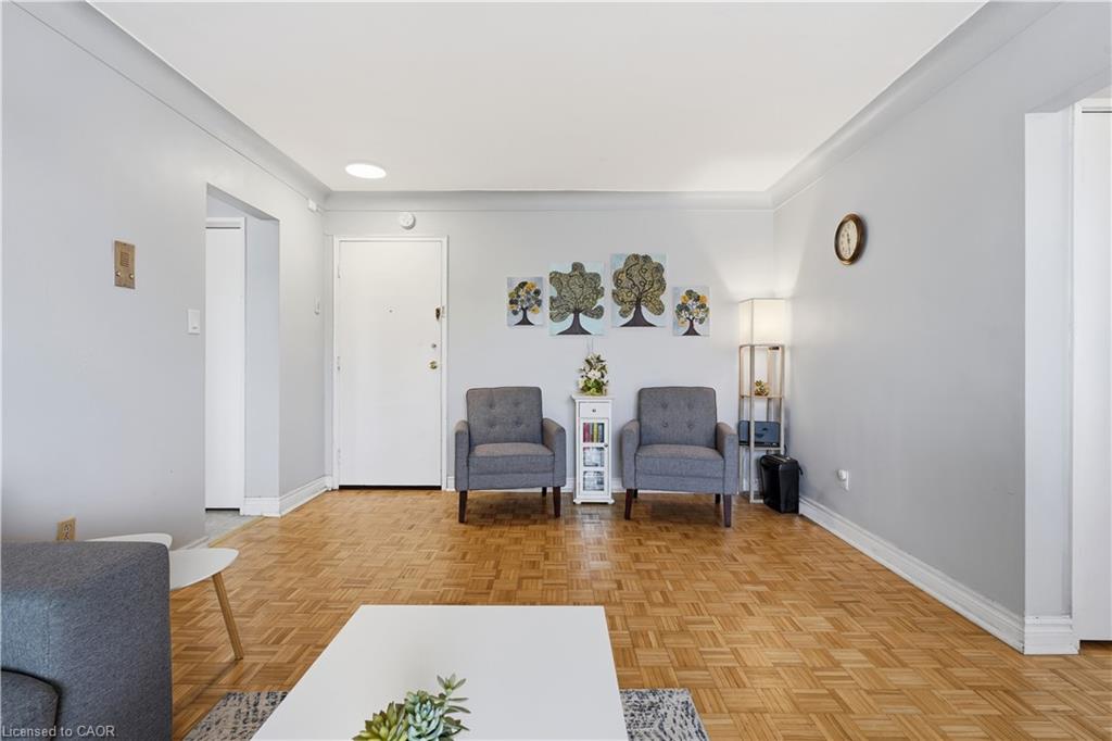 403-87 St George Street Property Photo 15