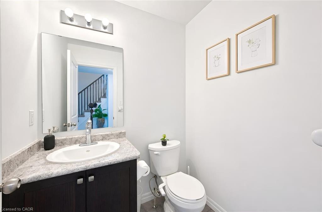 35-135 Hardcastle Drive Property Photo 15
